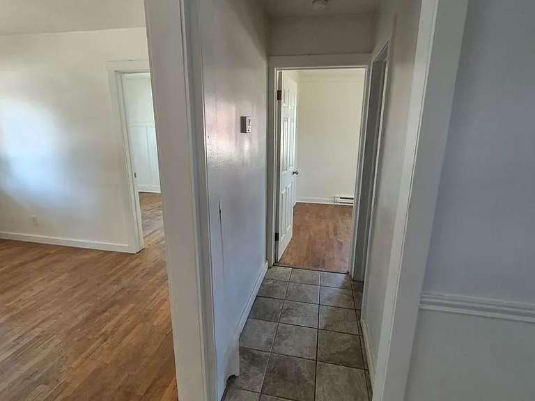 138 N Rechow Ave — Photo 12