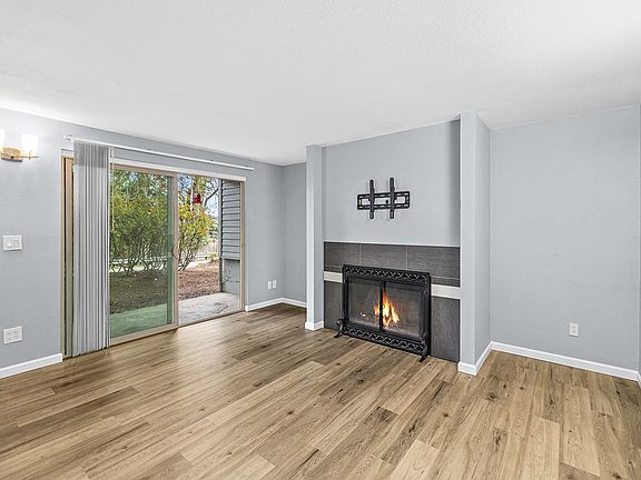 4th image of 4737 W Lake Sammamish Pkwy SE APT A112
