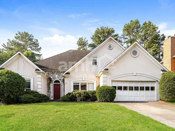 940 Fox Meadow Ln, Lawrenceville, GA 30043