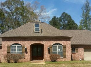 202 W Faulkner Cv, Terry, MS 39170