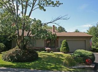 121 Scenic Dr, Leominster, MA 01453