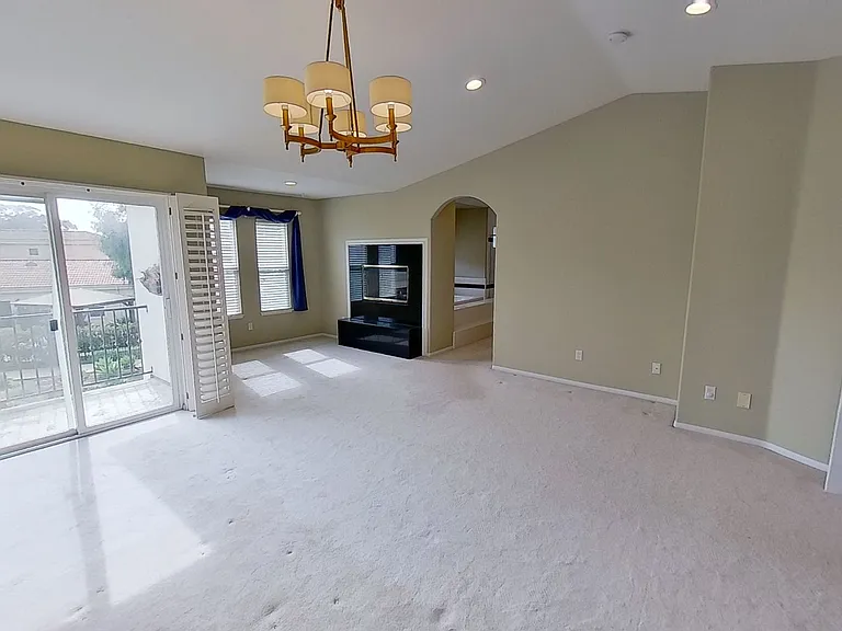 12 Touran Ln — Photo 12