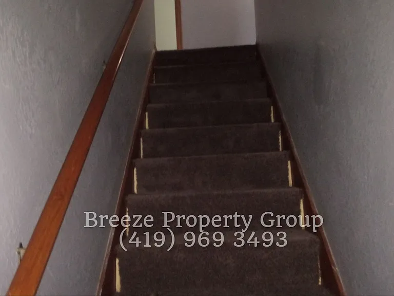 1449 N Superior St — Photo 2