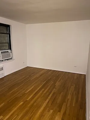 Rented by Manhattan Flats | media 10