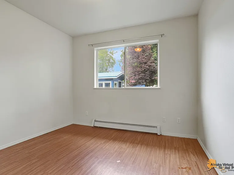 1105 W 34th Ave — Photo 14