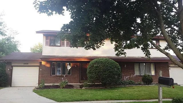 1609 Sheffield Ct photo 1