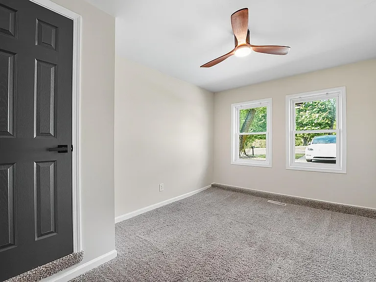 3605 SW Pryor Rd — Photo 7