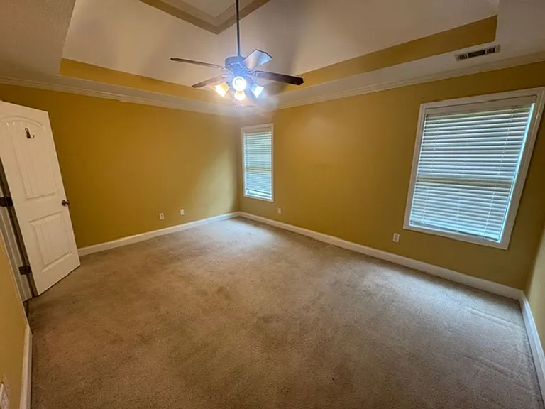 429 Jasmine Cir — Photo 9
