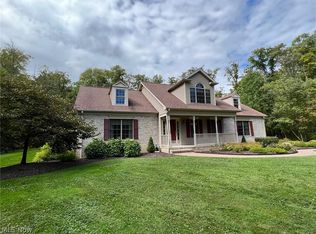 11560 Auburn Rd, Chardon, OH 44024