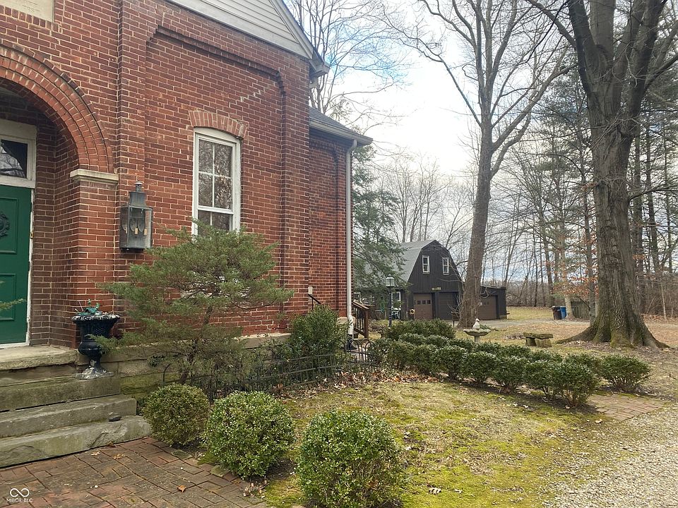 2nd image of 3848 E 106th St
