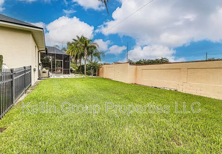 1229 Lake Deeson Woods Ln — Photo 33