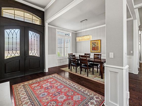 3rd image of 6905 W Balmoral Dr