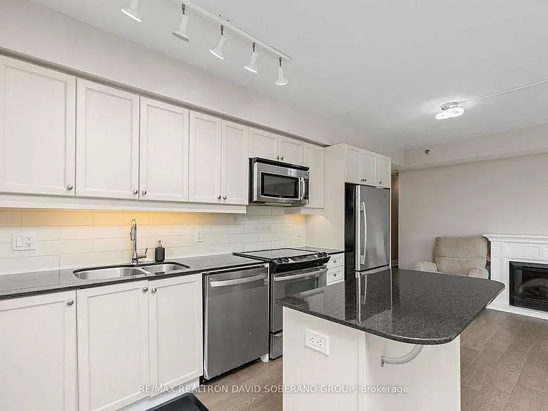 701 Sheppard Ave W #315 — Photo 14