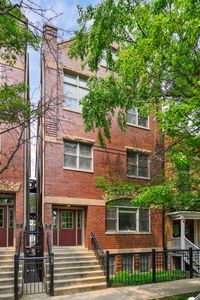 1344 W George St APT 3, Chicago, IL, 60657