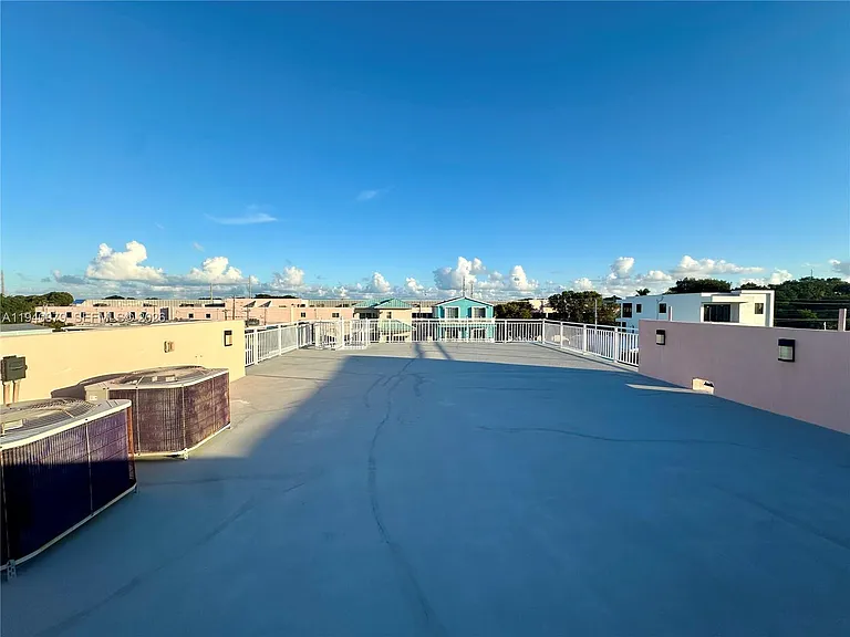 1516 Aqueduct Ln — Photo 41