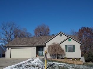 2329 Fawn Ln, Janesville, WI 53548
