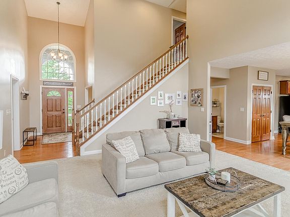 3rd image of 3448 Ferdinand Ct