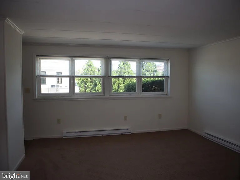 319 Camden Ave #D — Photo 2
