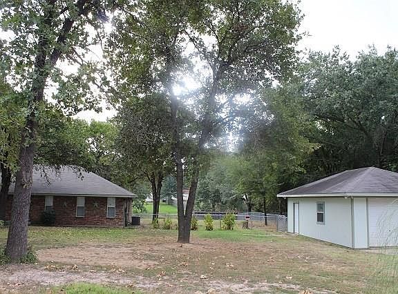 3rd image of 103 Joy Ln