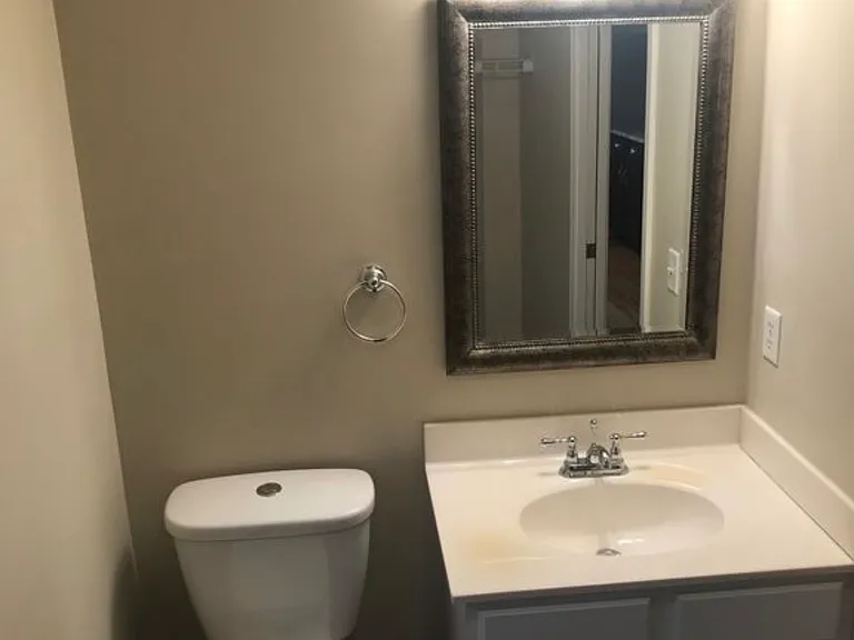 1329 Copperfield Dr — Photo 3