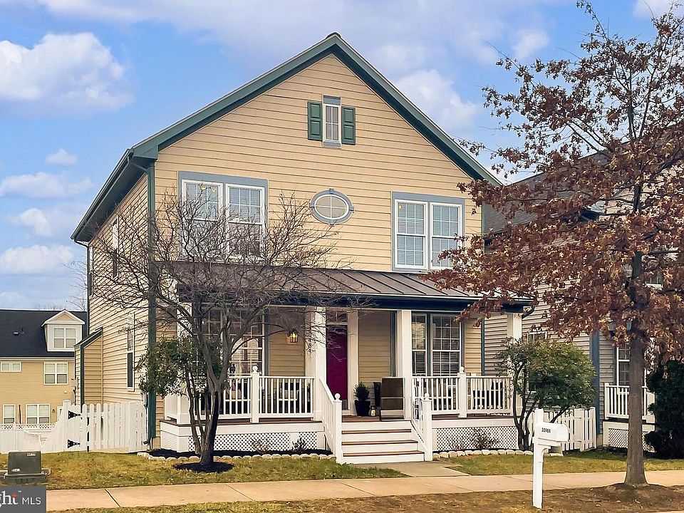 1st image of 20484 Charter Oak Dr
