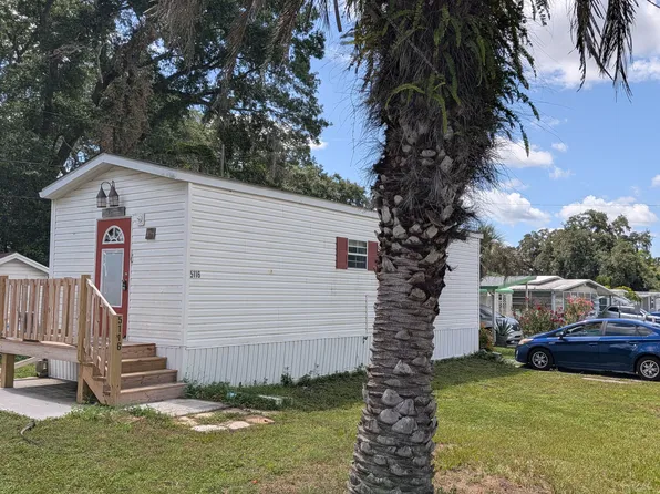 5116 Court St, Zephyrhills, FL 33542