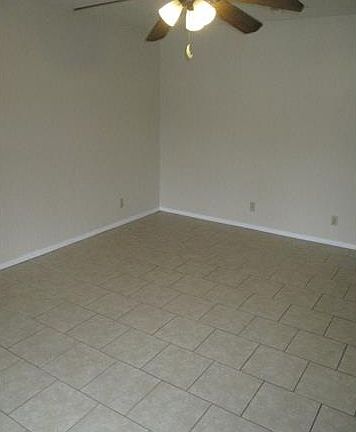 2nd image of 5304 Saint Georges Grn APT B