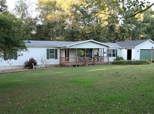 728 Maynard Rd, Crossville, TN 38571