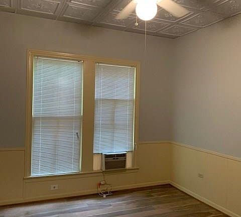 4th image of 612 W Hopkins St APT A