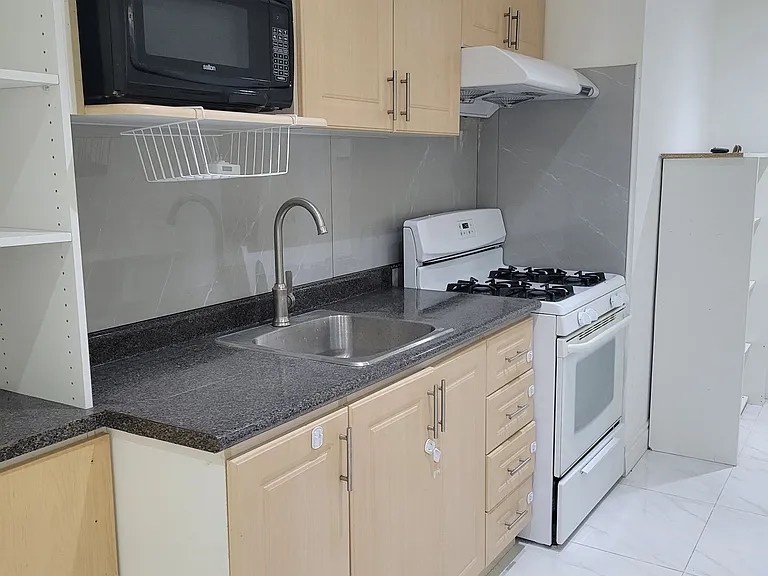 2646 Victoria Park Ave #B — Photo 7