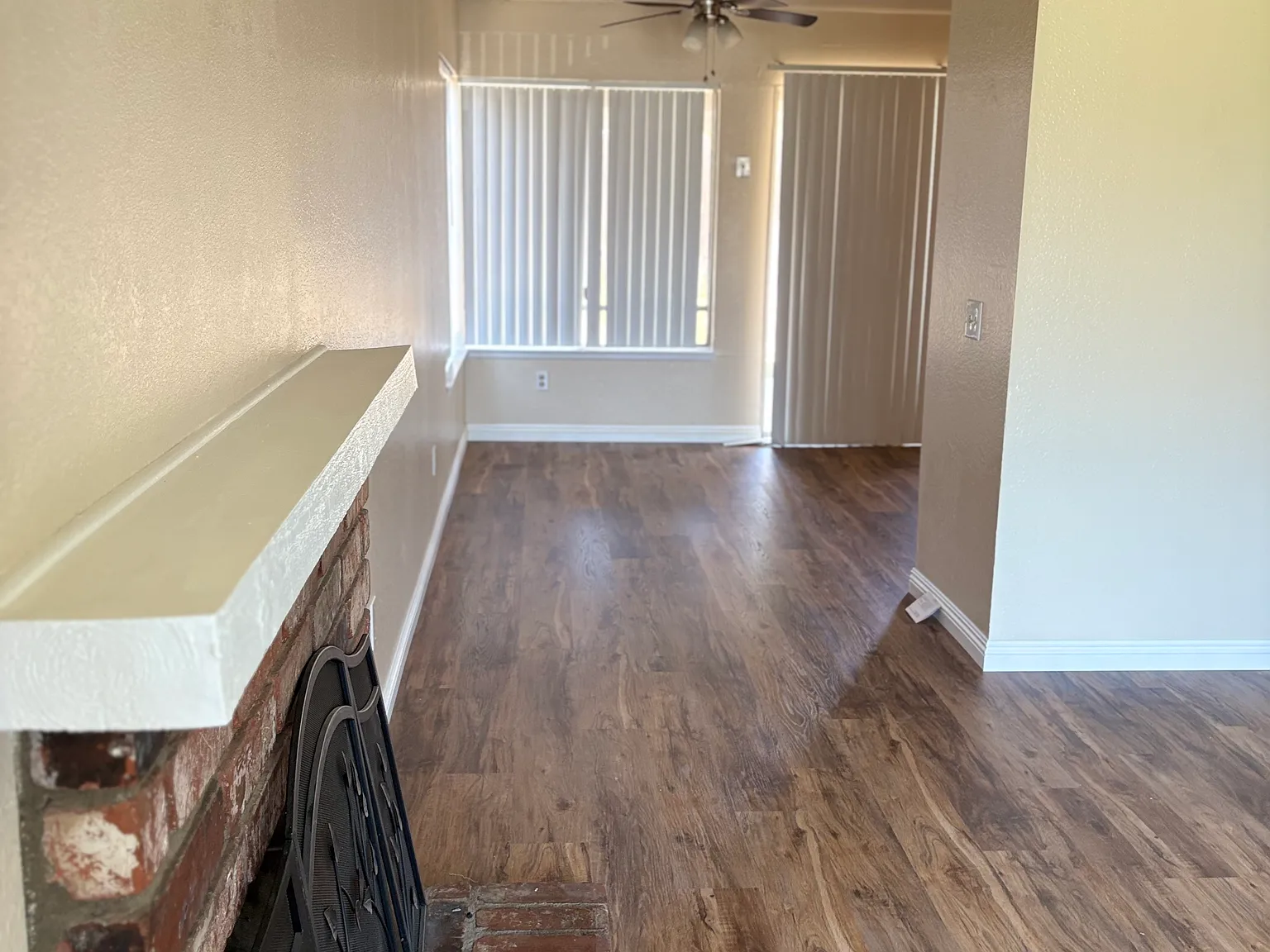 4 bed, 1190 sqft, $2,795 — Photo 4