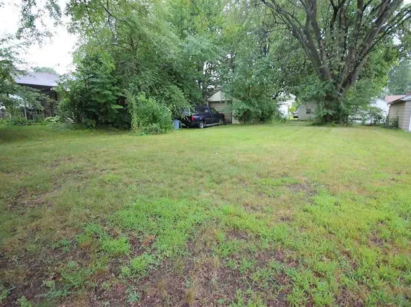 3708 Carroll St, South Bend, IN 46614