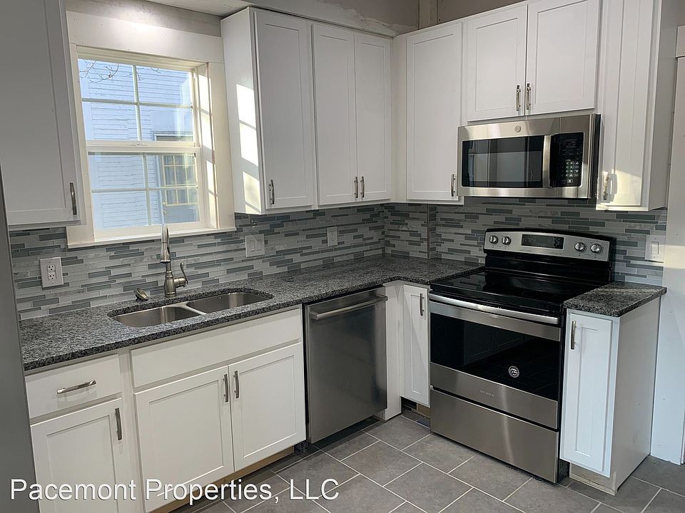 1st image of 111 E Patterson Ave