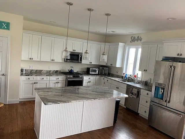 805 Saint Johns Ave — Photo 7