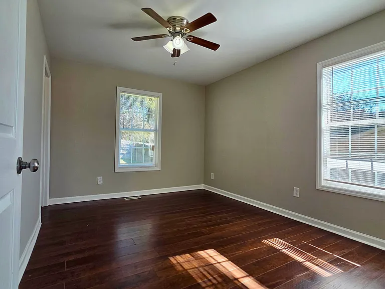 6212 Melrose Rd NW — Photo 8