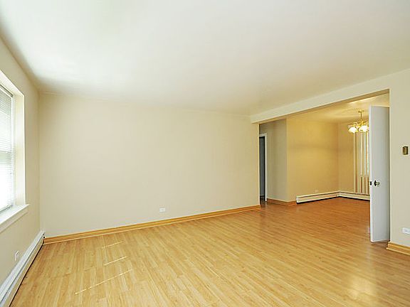 4th image of 2201 W Morse Ave #1