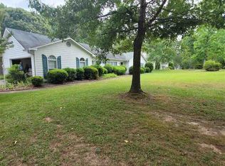 25 London Ln, Sharpsburg, GA 30277