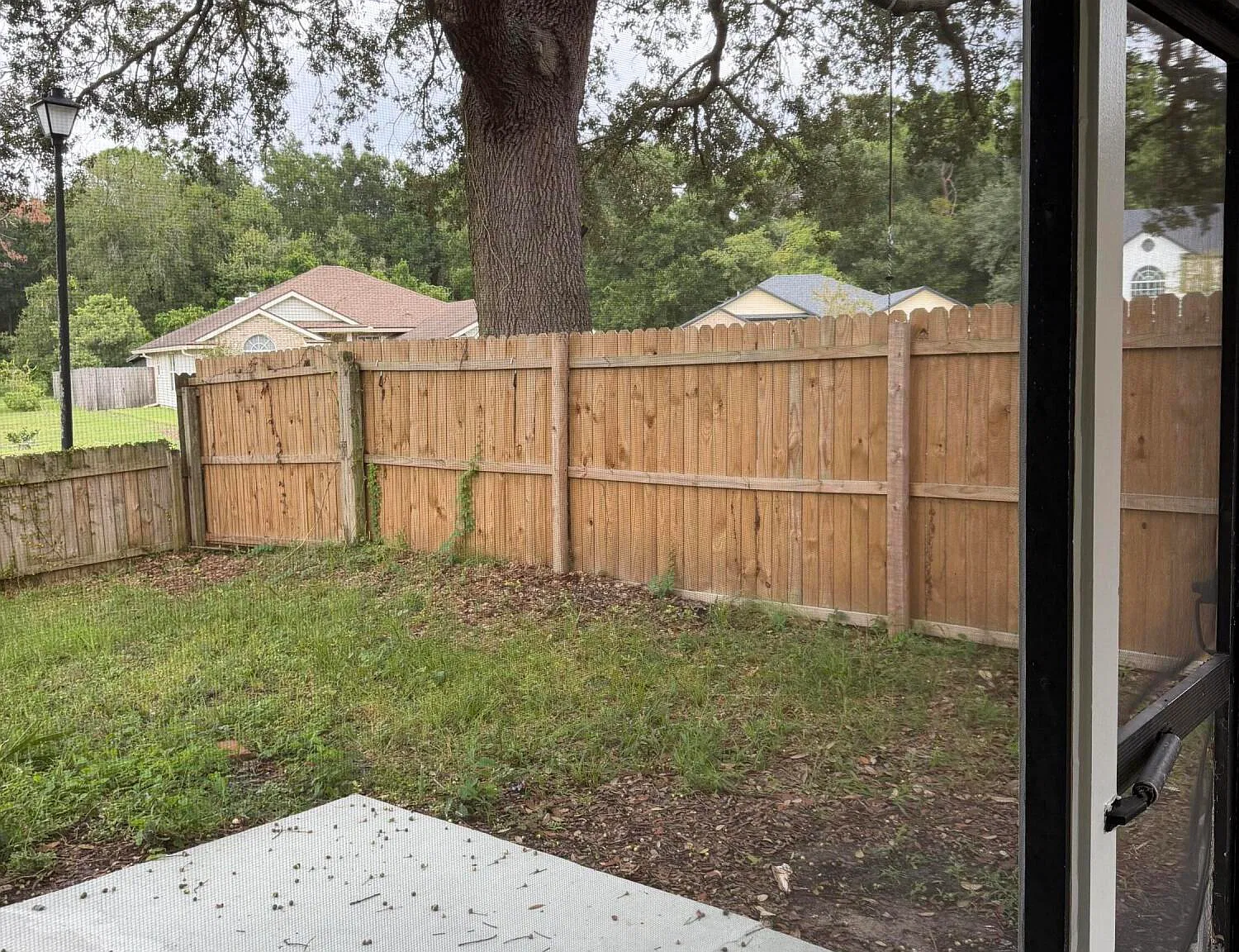 4 bed, 2.0 bath, 1820 sqft, $2,100 — Photo 2