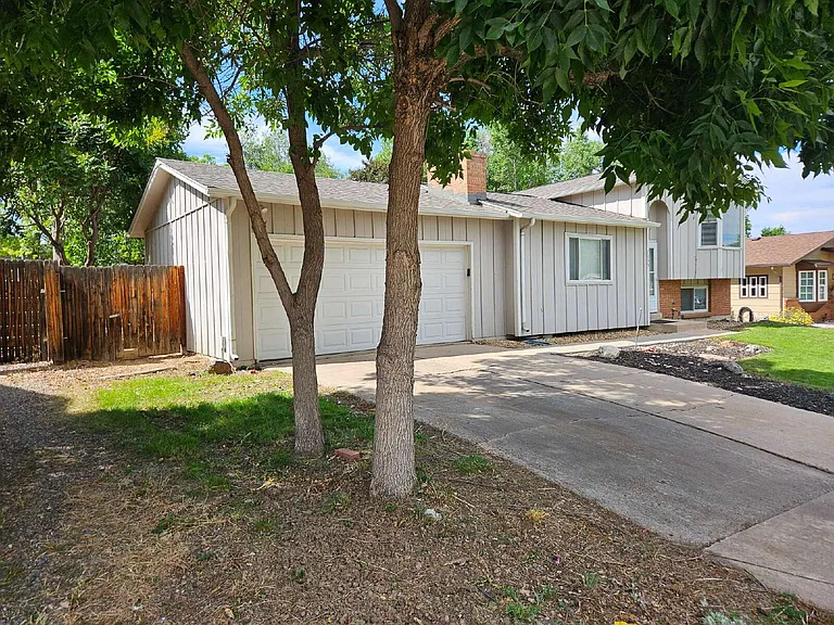7055 W Fremont Pl — Photo 3