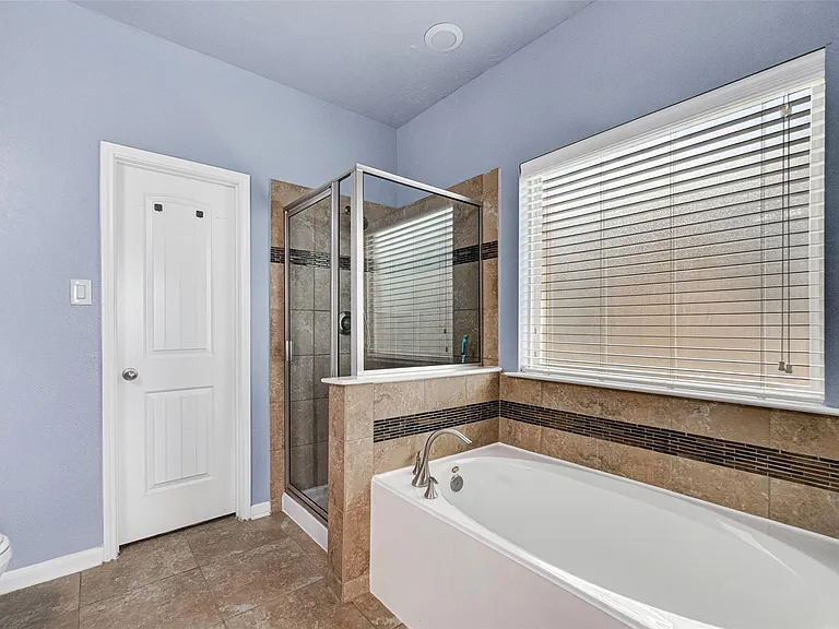 8123 Aleppo Pine Ln — Photo 15