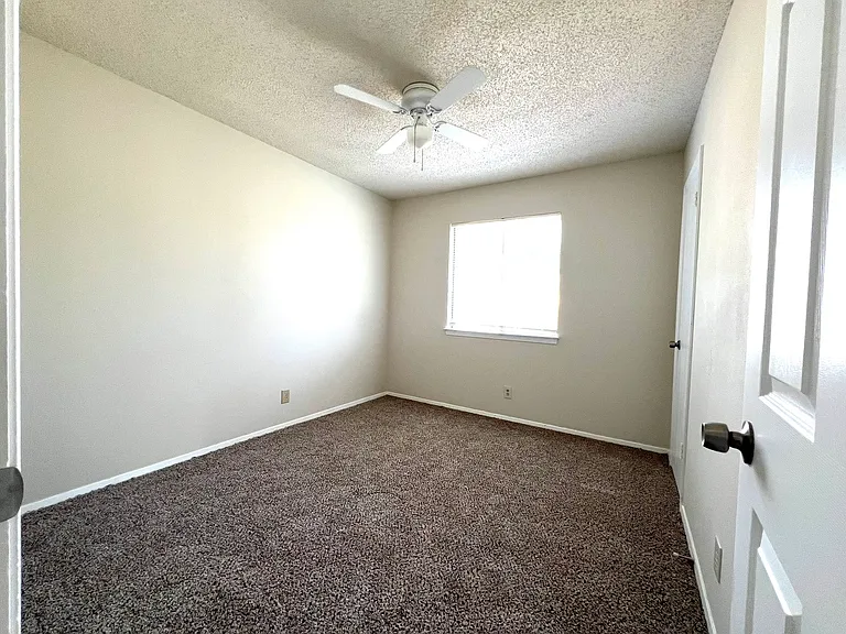 8818 Ridge Gate St — Photo 19