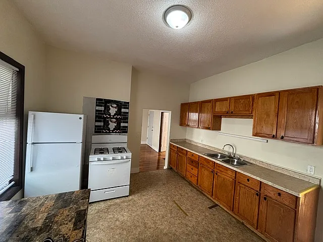 7XX W Edmund Ave #1 — Photo 2