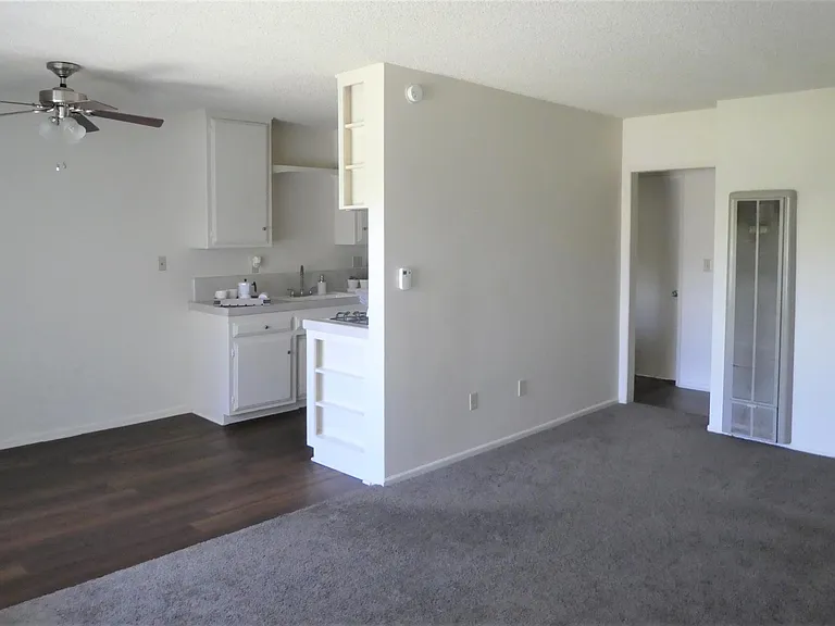 Pine Village Apartments — Photo 9