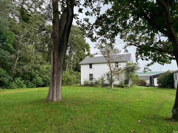 3220 Sandhill Dr, Fort Wayne, IN 46809