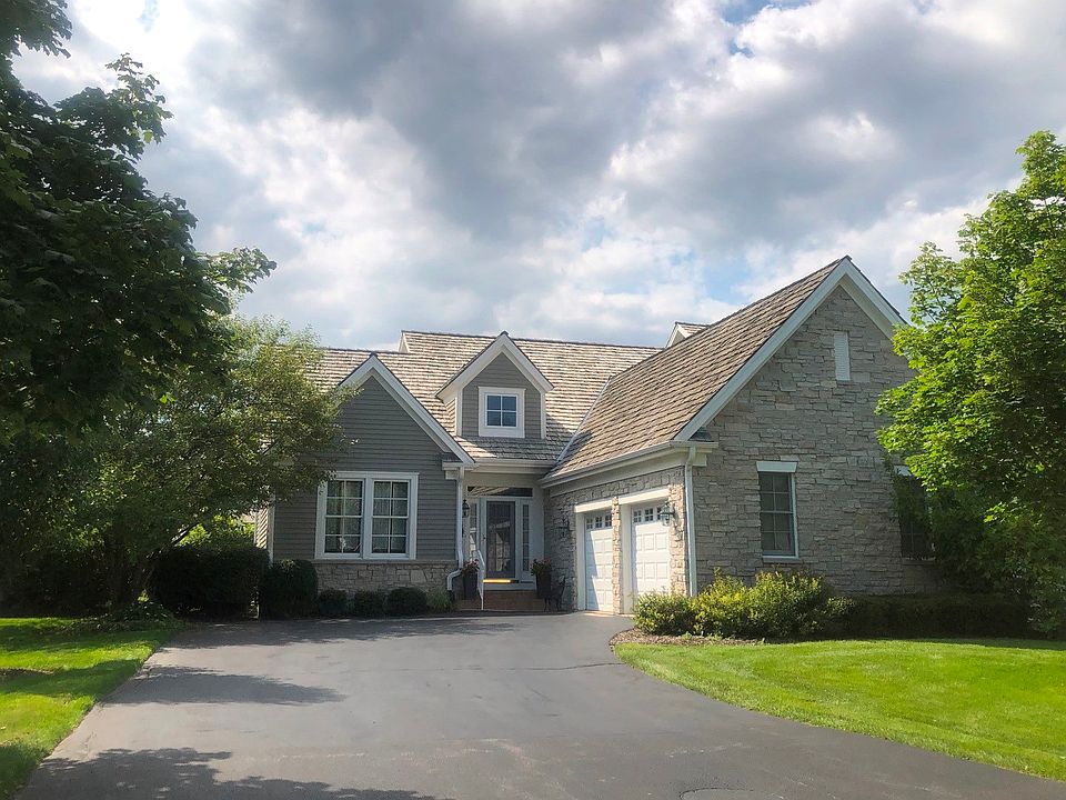1st image of 120 S Danbury Ct