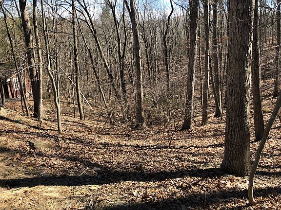 3rd image of 480 Passage Ln
