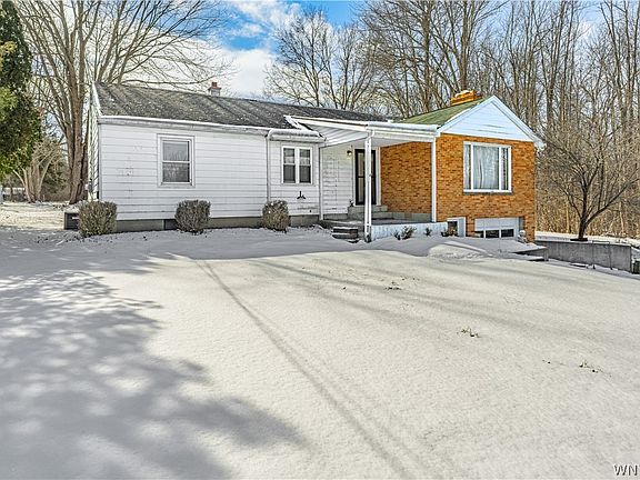 3rd image of 1388 Staley Rd