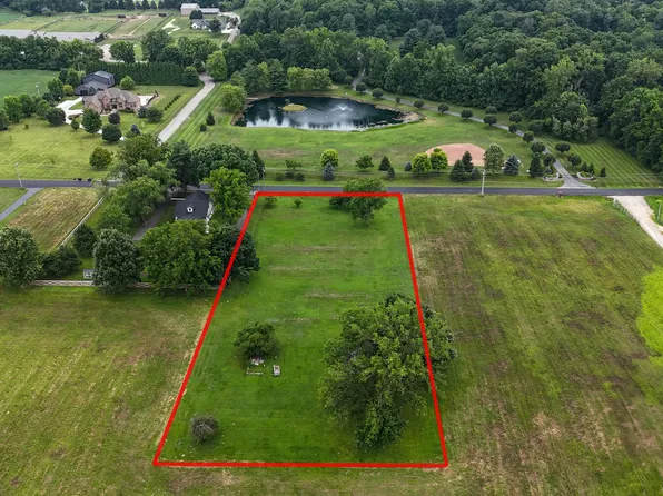 6594 Stones Crossing Rd W, Greenwood, IN 46143