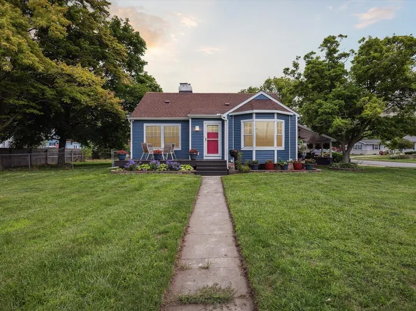 1807 Borton Ave, Essexville, MI 48732