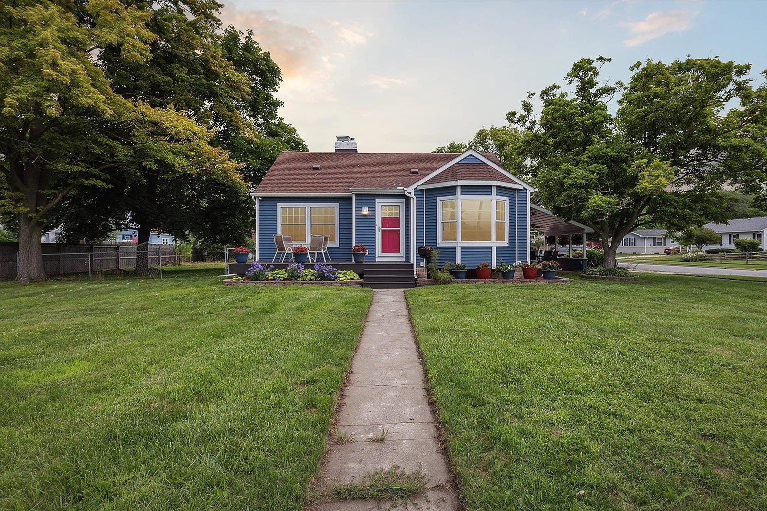 1807 Borton Ave photo 1